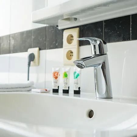 Amosa Centre Gerardrie 23 *